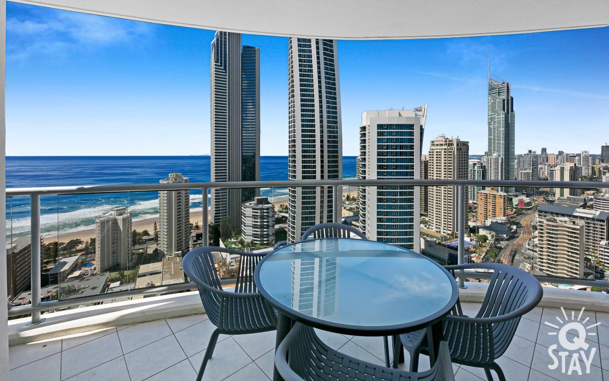Chevron Renaissance Surfers Paradise Mid Week Madness Deal - Q Stay Gold Coast Exterior photo