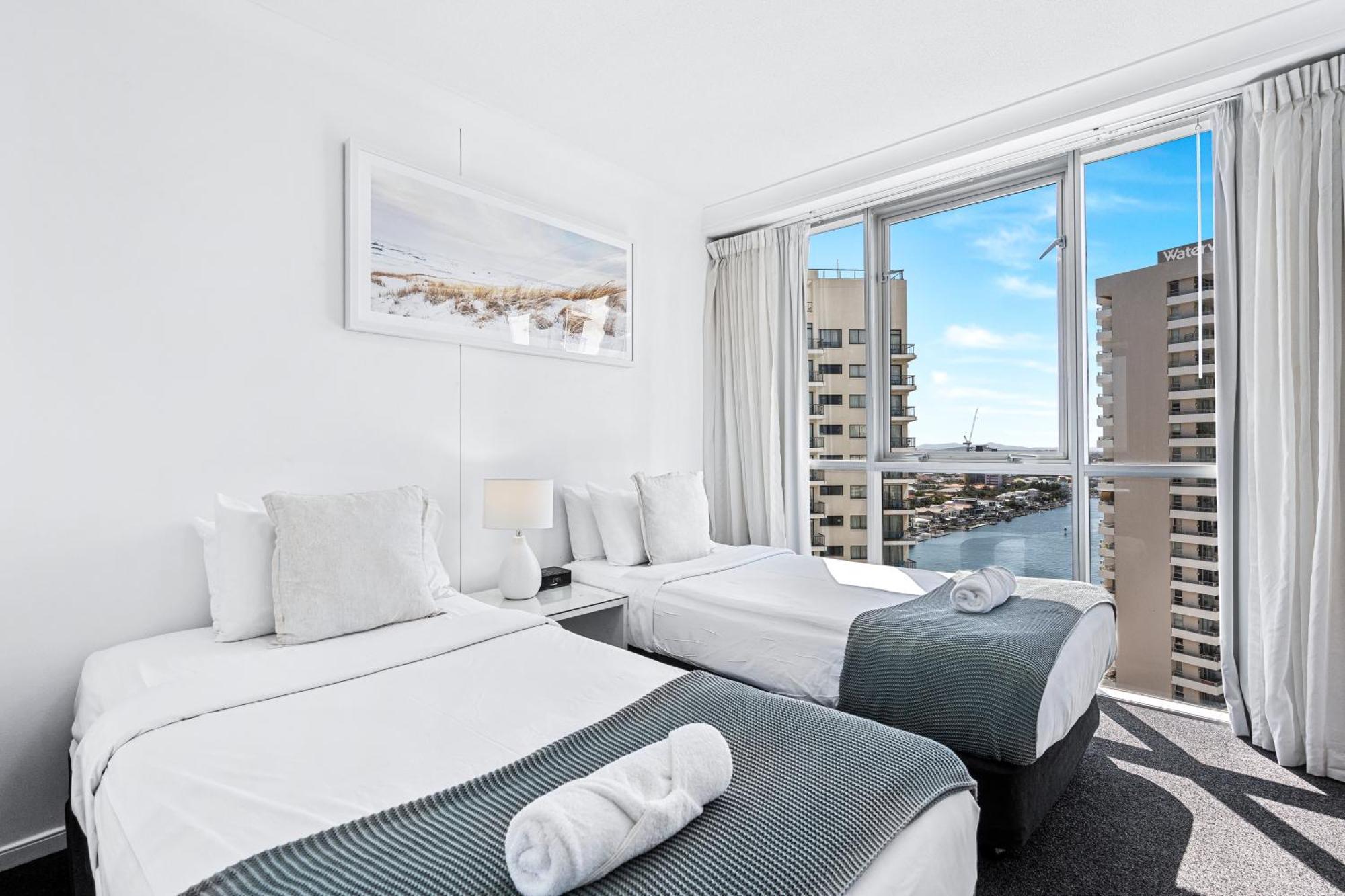 Chevron Renaissance Surfers Paradise Mid Week Madness Deal - Q Stay Gold Coast Exterior photo